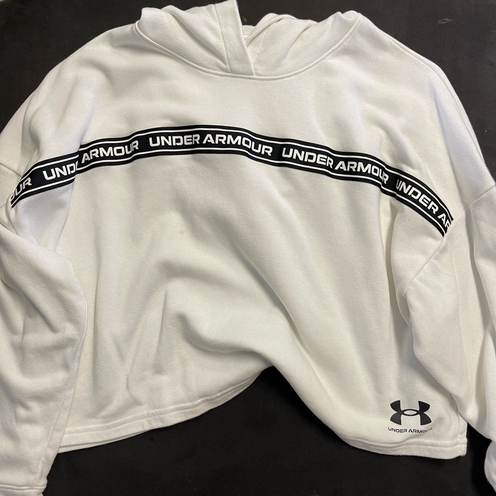 Underarmour cropped hoodie